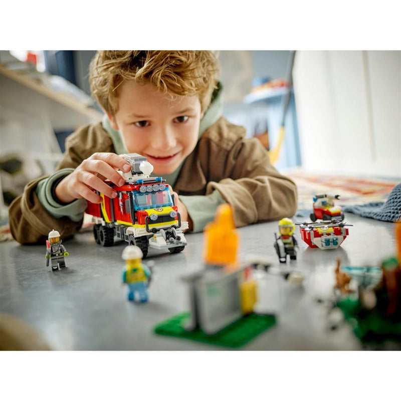 Laad de afbeelding in de Gallery-viewer, Lego City 60374 Brandweerwagen
